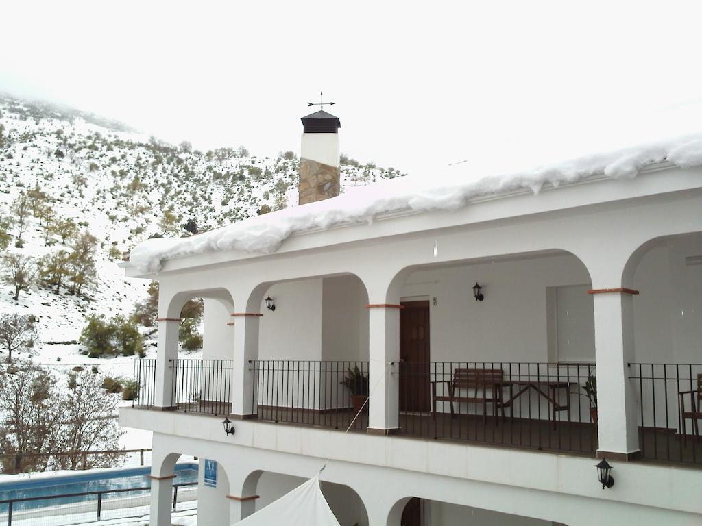 Apartamentos Turisticos Rurales Monte De Las Animas Valdepenas de Jaen Bagian luar foto